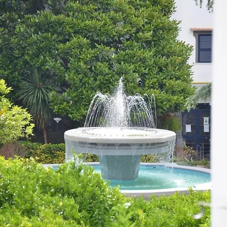 Alojamento de Acomodação e Pequeno-almoço Maison Lurò Sorrento